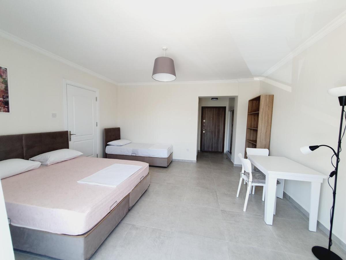 Royal Life Poseidon B Agios Georgios (Famagusta) Exterior foto