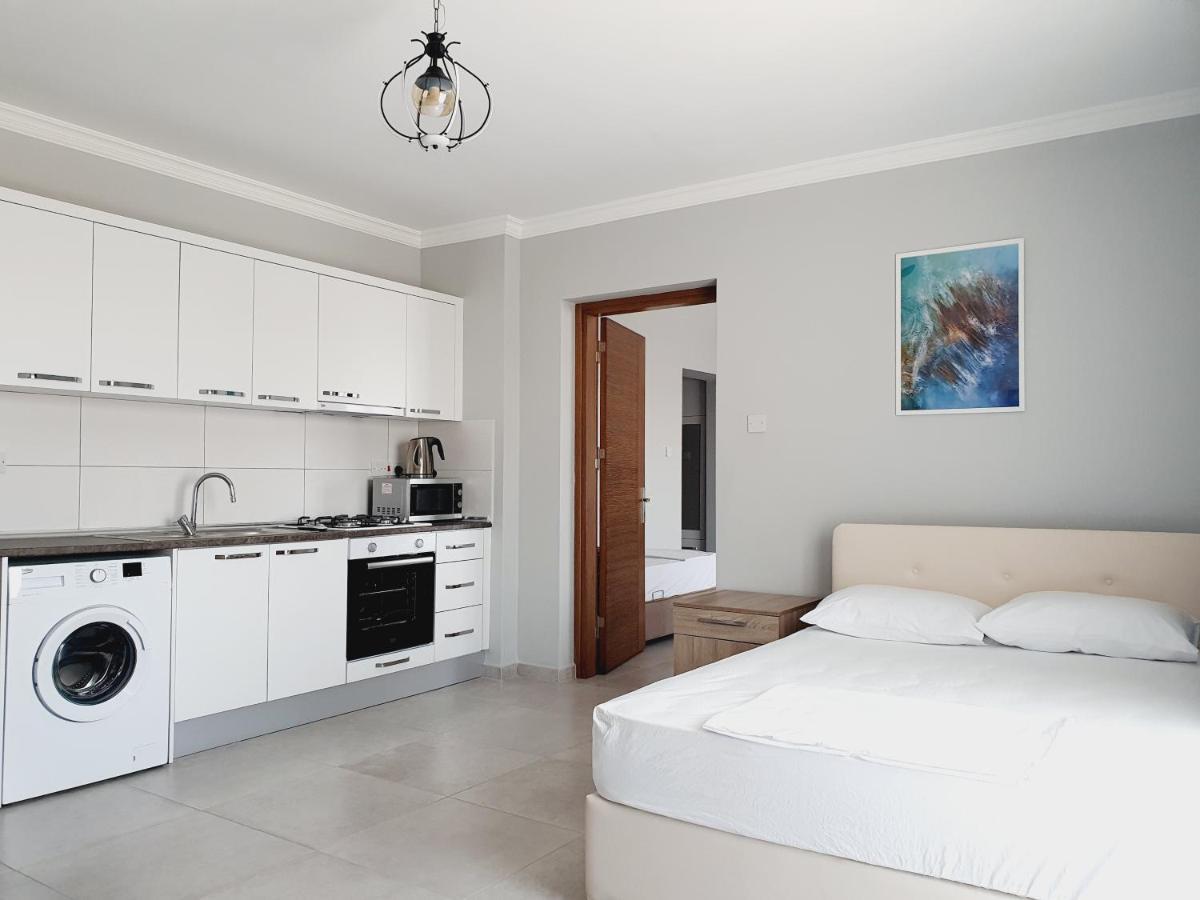 Royal Life Poseidon B Agios Georgios (Famagusta) Exterior foto