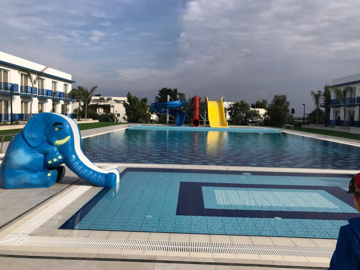 Royal Life Poseidon B Agios Georgios (Famagusta) Exterior foto
